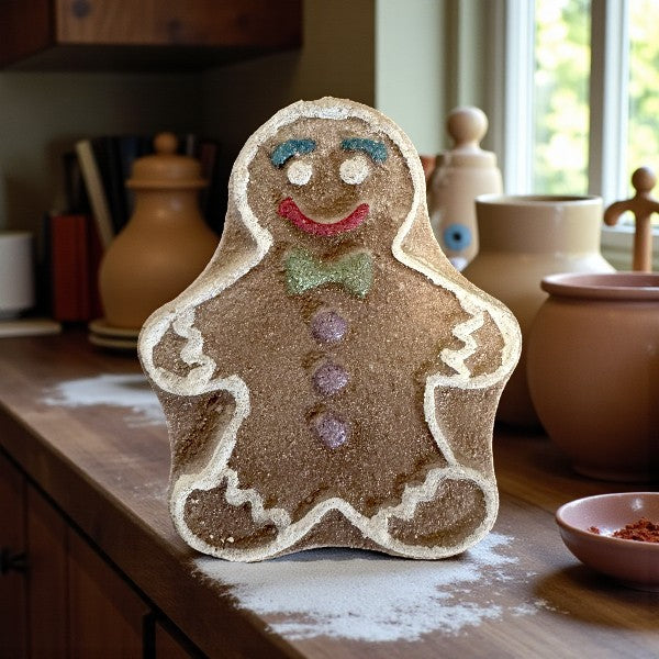 Gingie - Holiday Foaming Bath Bomb